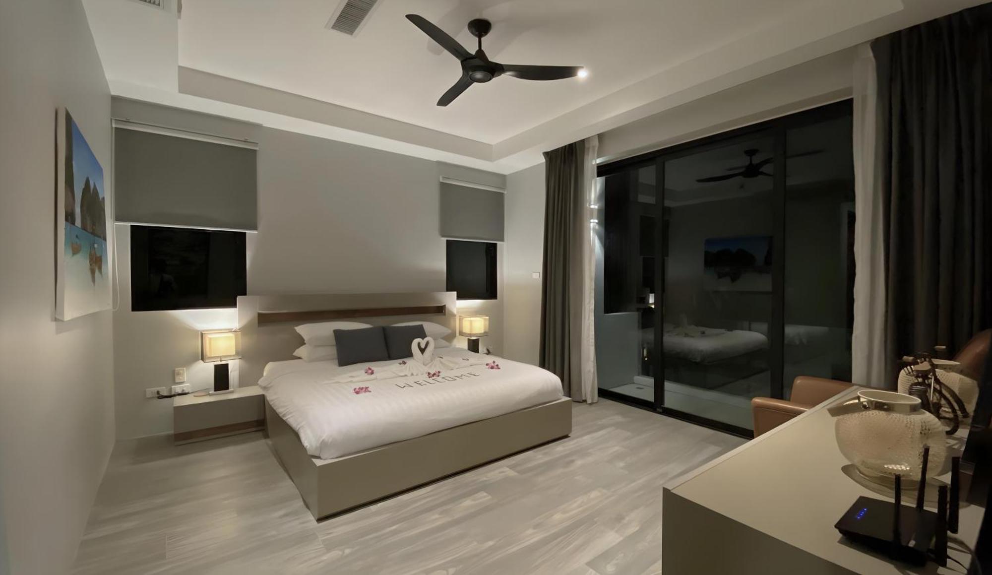 Twin Villas Seaview Kata Eksteriør billede
